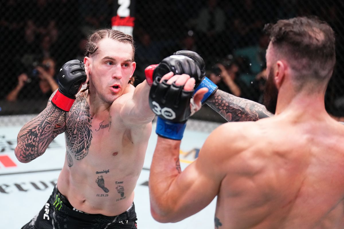 Results and highlights from UFC Fight Night: Paul Craig is submitted by Brendan Allen via rear-naked choke to win decisively.